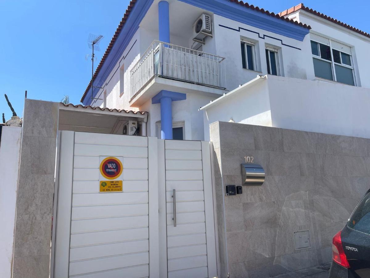 Evens-Goretti House Mairena del Aljarafe Exteriör bild